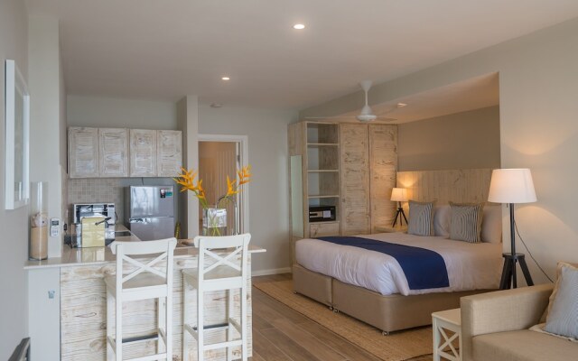 Le Nautique Luxury Beachfront Apartments