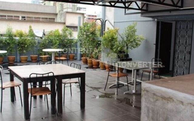 KLCC Chinatown Deluxe 2 Pax Suite