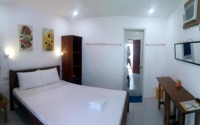 Room-Cola Inn