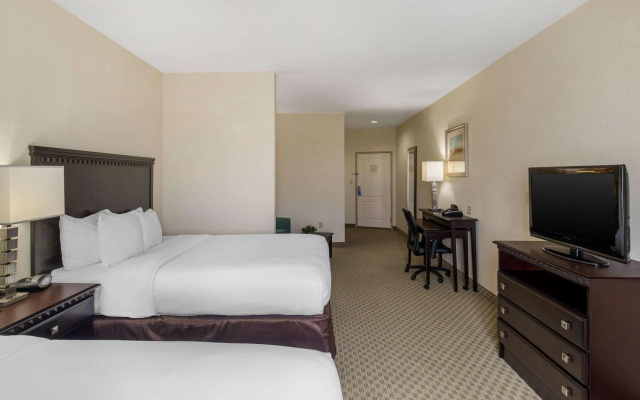 Fairfield Inn & Suites Hillsboro