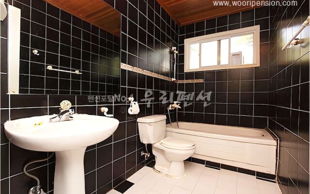 Wangju Hoam Villa Pension