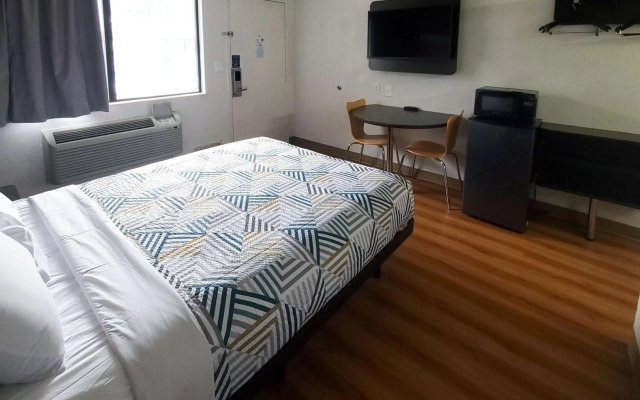 Motel 6 Bellmead, TX - Waco