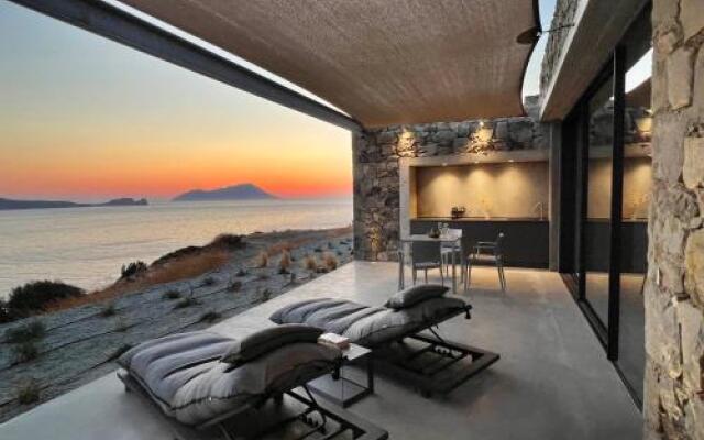Echoes Suites Milos