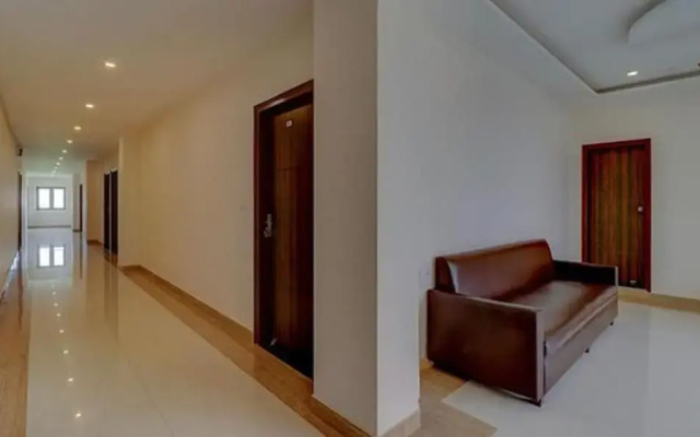 Fabhotel Shri Krishna Residency