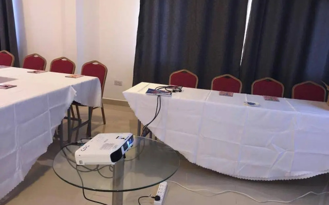 Liaizons Hotel Nakuru