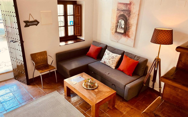 Almocabar Luxury Apartment