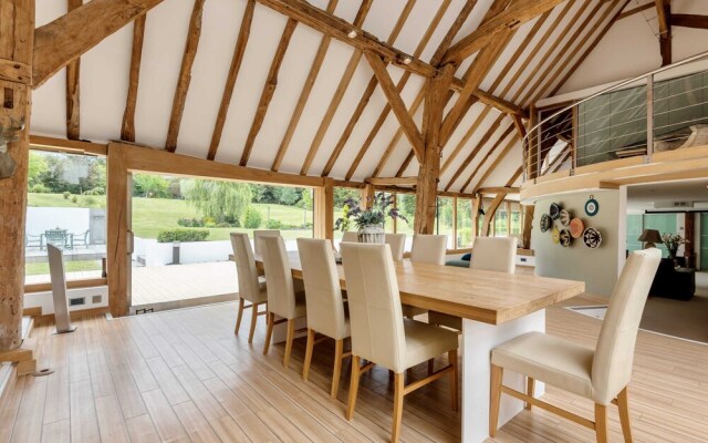 Entire Luxury Home and Garden Canterbury