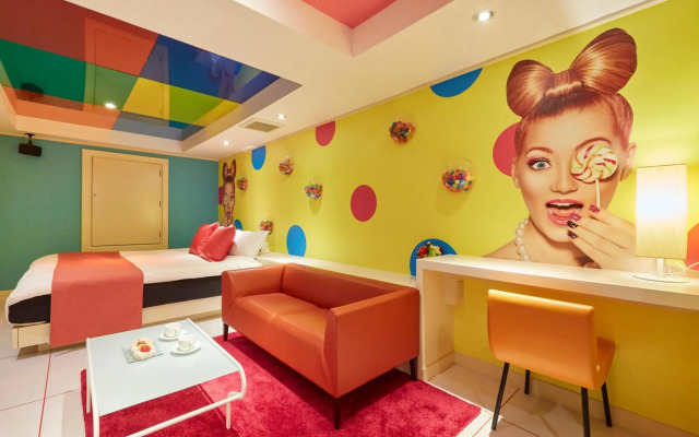 Hotel Love