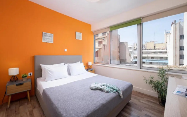 Enattica Syntagma Living