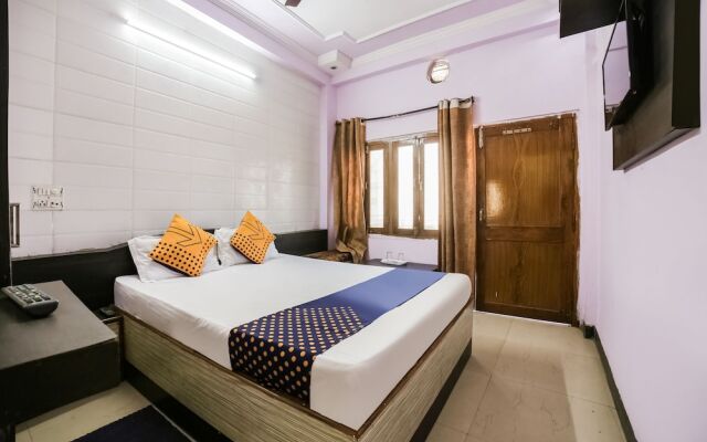 SPOT ON 45729 Hotel Kailash