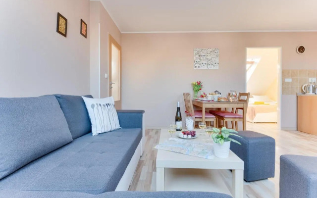 Jane's Charming Apartment