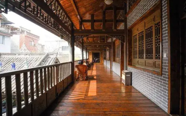 Xianlai Homestay (Jiezi Shop)