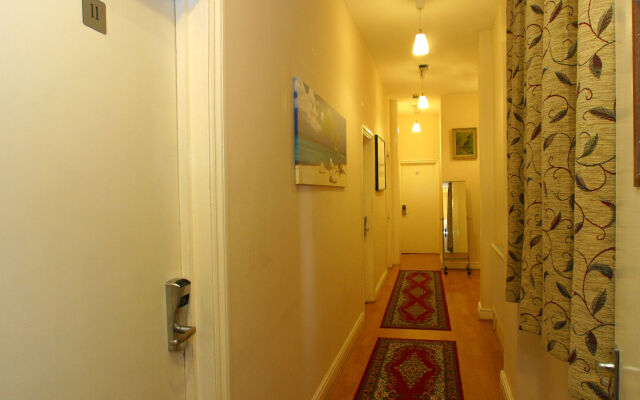 City London Hotel