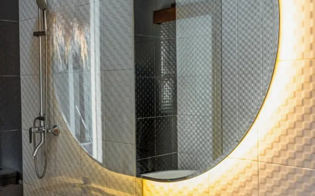 Queen Villa by Betterplace