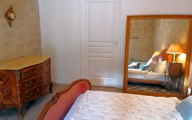 Chambre et belle terrasse