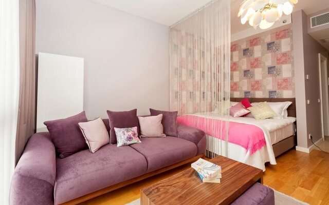 Mera Suites