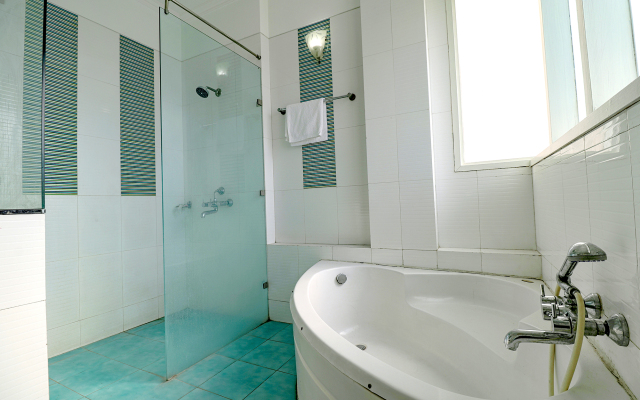 FabHotel Rivlet Premium