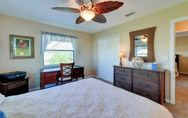 Grill, Lanai & Pool Access: Charming Sebring Villa