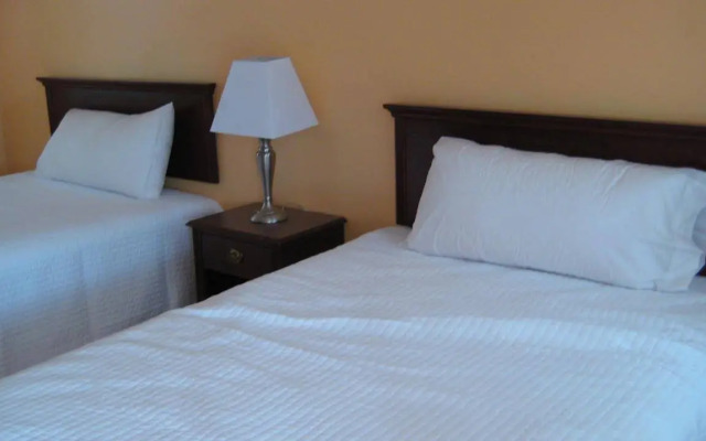 Travelodge by Wyndham Miami Biscayne Bay