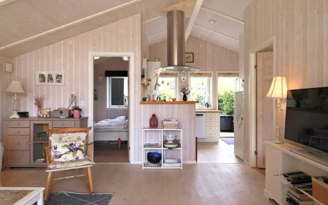 4 Person Holiday Home in Follenslev