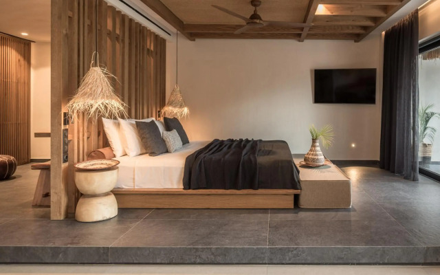 The Syntopia Hotel
