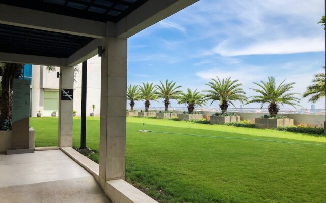 Exclusive 2BR The Via & The Vue Apartment Ciputra World By Travelio