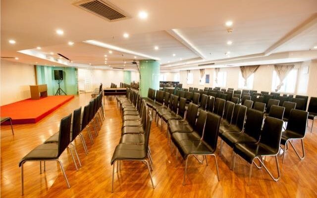 City Comfort Inn Wuhan Honggang City Badajia