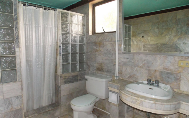 Regatta Residence Hotel