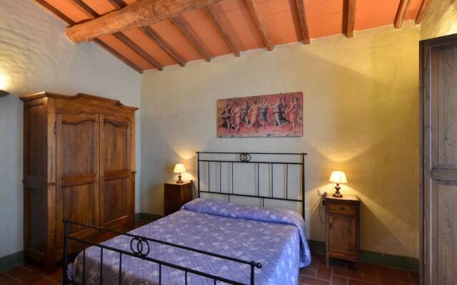Quaint Holiday Home in Arcidosso With Swimming Pool