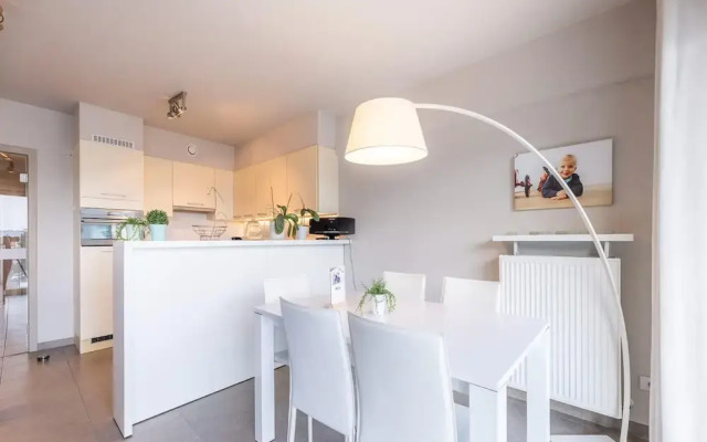 South-facing Apartment for 4 Guests