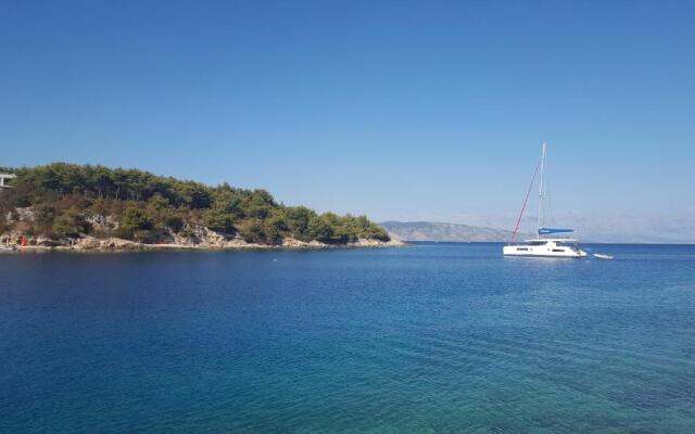 Studio Apartment Near the Beach