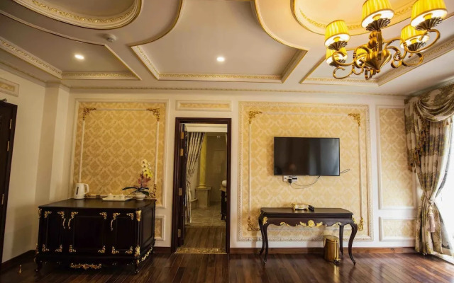 Sepia Hotel DaLat