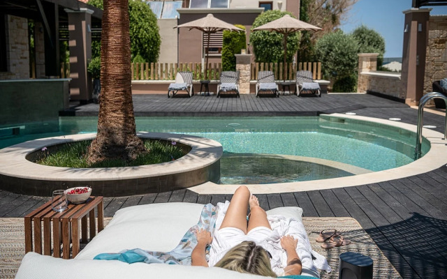 Villa Peacock with Spa Facilities