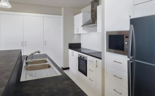 Delta Hotels by Marriott City Center Doha 