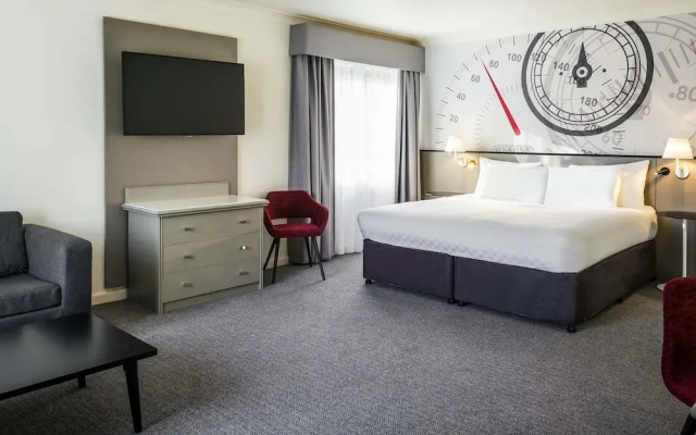 Mercure Dartford Brands Hatch Hotel & Spa