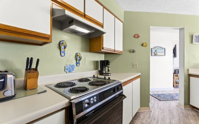 1302b St Thomas Square