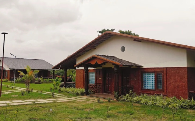 Vintage Trails By Ilara