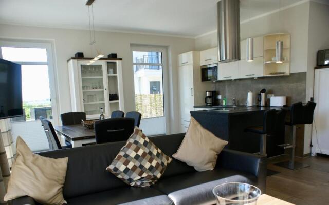 Fehmarn-OstseeferienStrandresidenz Vogelflug 1438