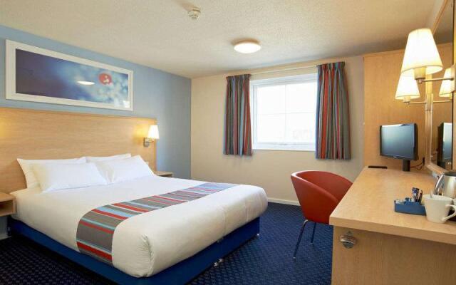 Travelodge Bristol Severn View M48