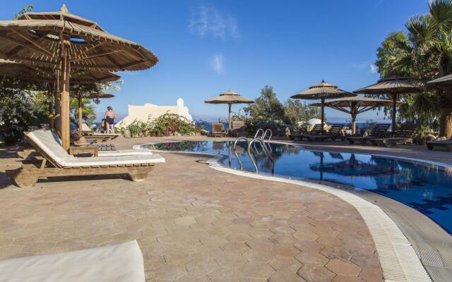 Bedouin Moon Hotel