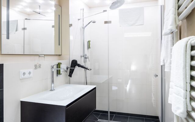 Nomad Serviced Apartments