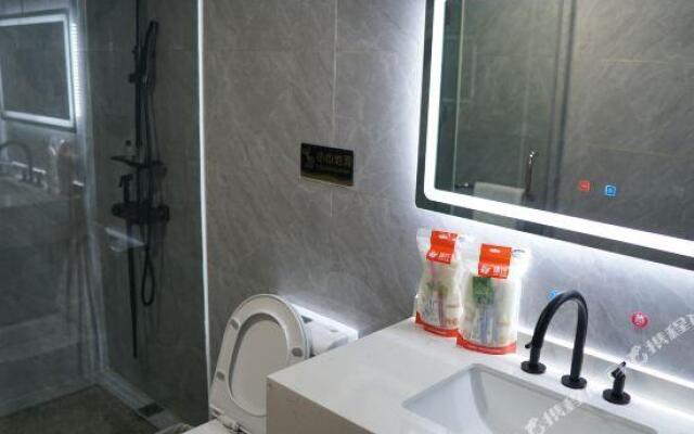 Chun Shang Hotel (Zhuhai Gongbei Port Pedestrian Street)