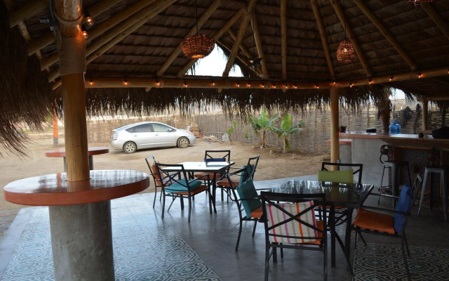 Tortugas Cerritos Beachfront Hotel