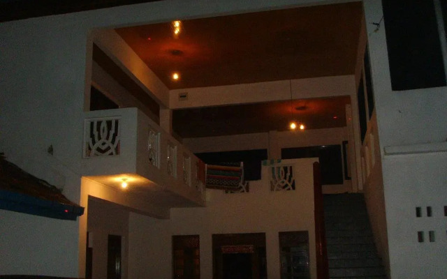 Budde's Beach Restaurant & Guesthouse