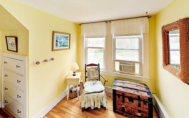1 Tupper Rd House - 3 Br Home