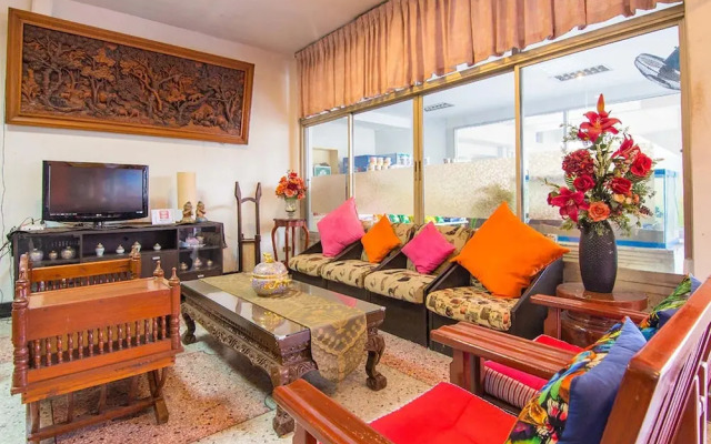 Khelang Nakorn Hotel