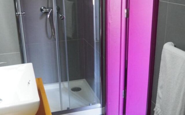 Globo Happy Hostel