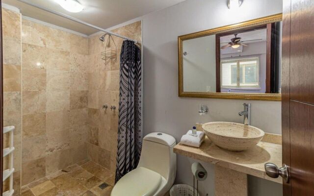 Paraiso Vallarta hotel and Suites