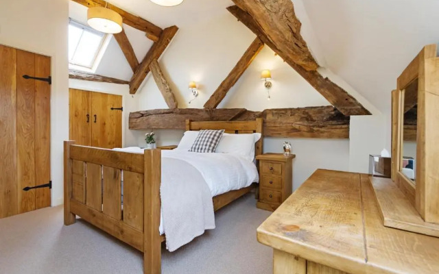 Unit 1 Dove Farm Barns