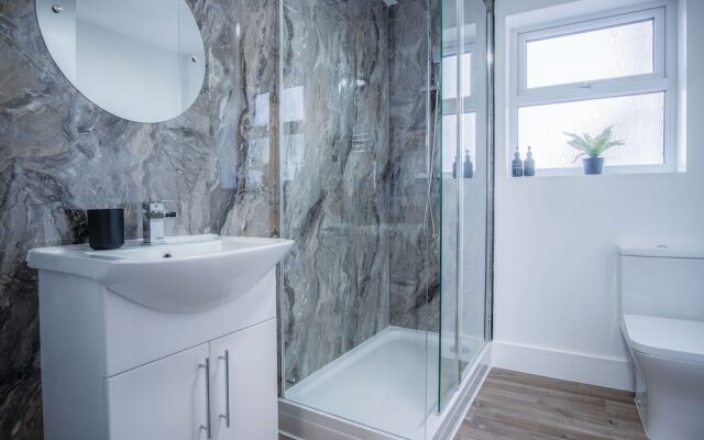 Gower Hideaway - 3 Bed - Ocean Breeze